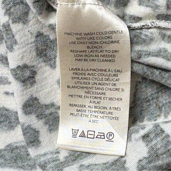 Anthropologie Maeve Catie Ruffle Sleeve Top Size L Large V-Neck Green Motif - Picture 13 of 13